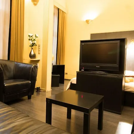 Royal Suites